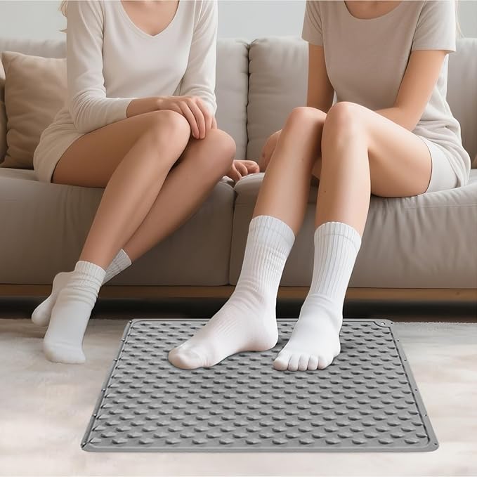 Foot Massage Acupressure Mat, Portable Silicone Reflexology Pad, Moderate Hardness Pressure Point Mat, Anti-Fatigue Mat, Connectable for Jogging & Home Use,18'×14'inch, Gray