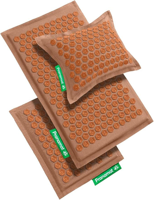 Acupressure Large & Small Mat with Pillow Set, Premium Acupressure Therapy for Pain Relief and Relaxation, Handcrafted in Europe with Sustainable and Natural Materials (Caramel Mousse)